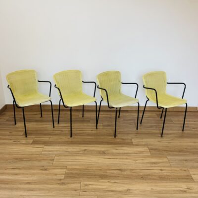 4 fauteuils d’extérieur jaunes