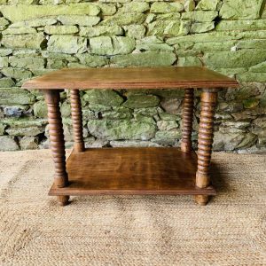 Table basse en chêne