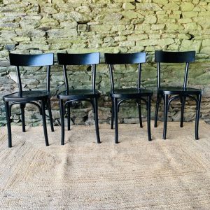 Ensemble de 4 chaises bistrot