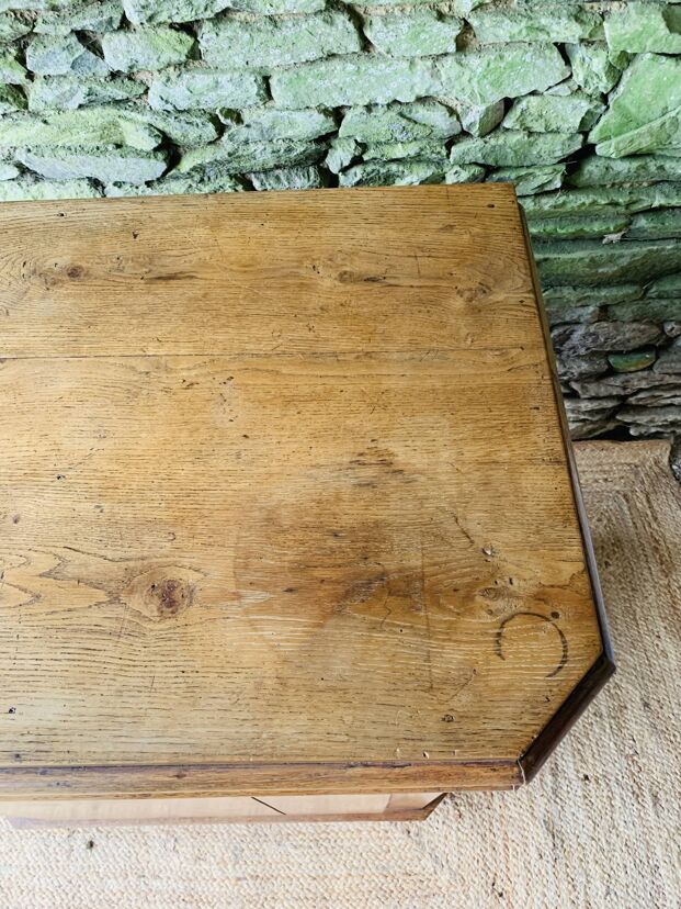 01c427a8-e531-4b36-aea3-084101ff6b61