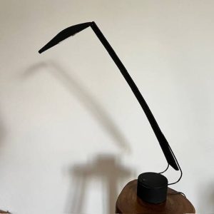 Lampe de bureau Italiana luce modèle Dove, design Mario Barbaglia et Marco Colombo