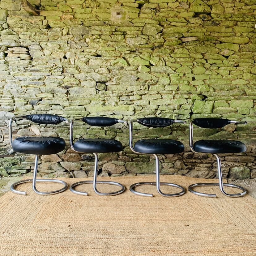 69221330-6a9f-4c4d-8c7b-e9bb3286b589