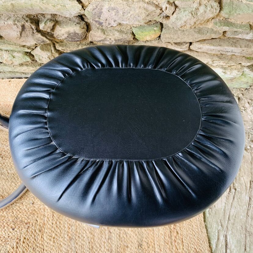 9c2ce57b-0c5a-450d-866e-fd62266c959f