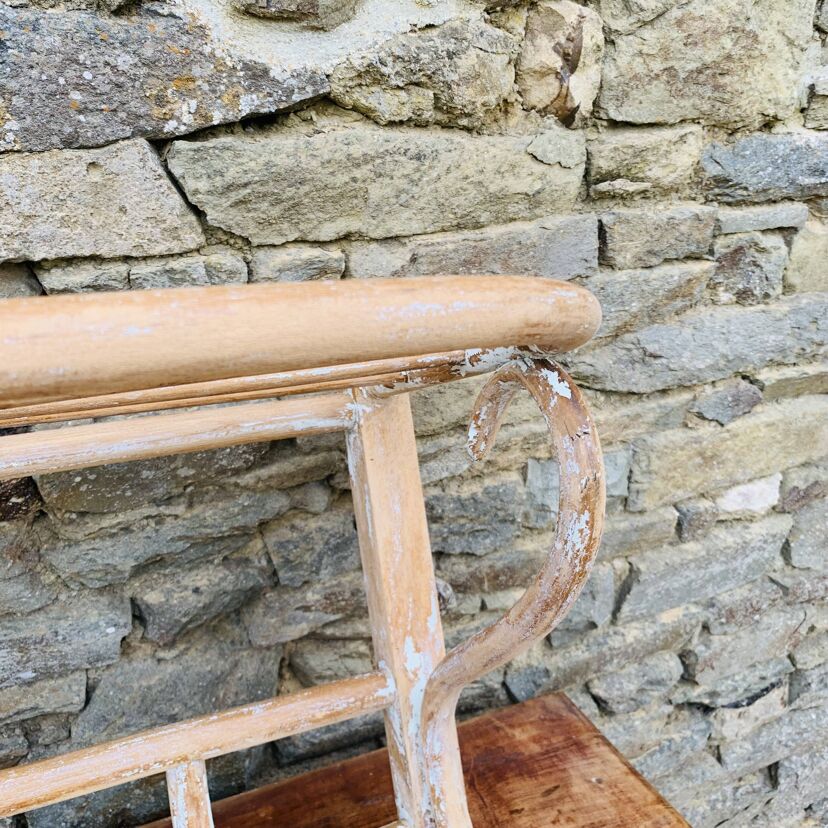 d45752da-be44-4f46-81a1-0d58c67e6a00