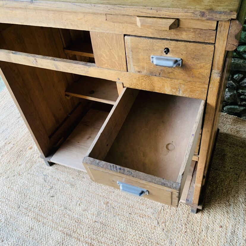 d49b458f-9f37-4e56-8226-a41d6f986d9f