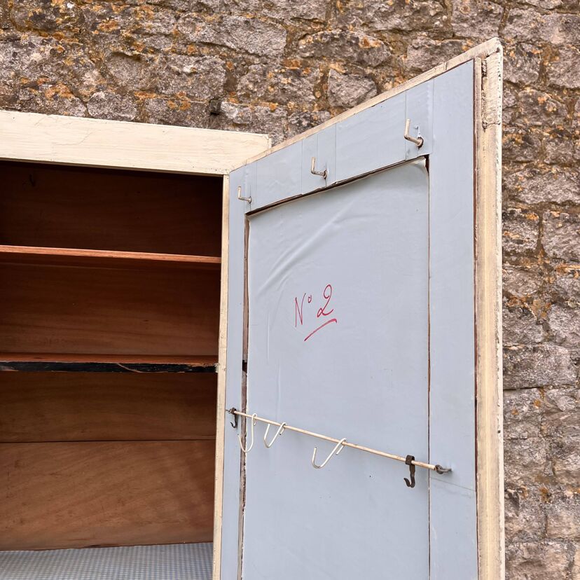 7ab2981c-8a90-463b-9a90-2c3141cdbc2e