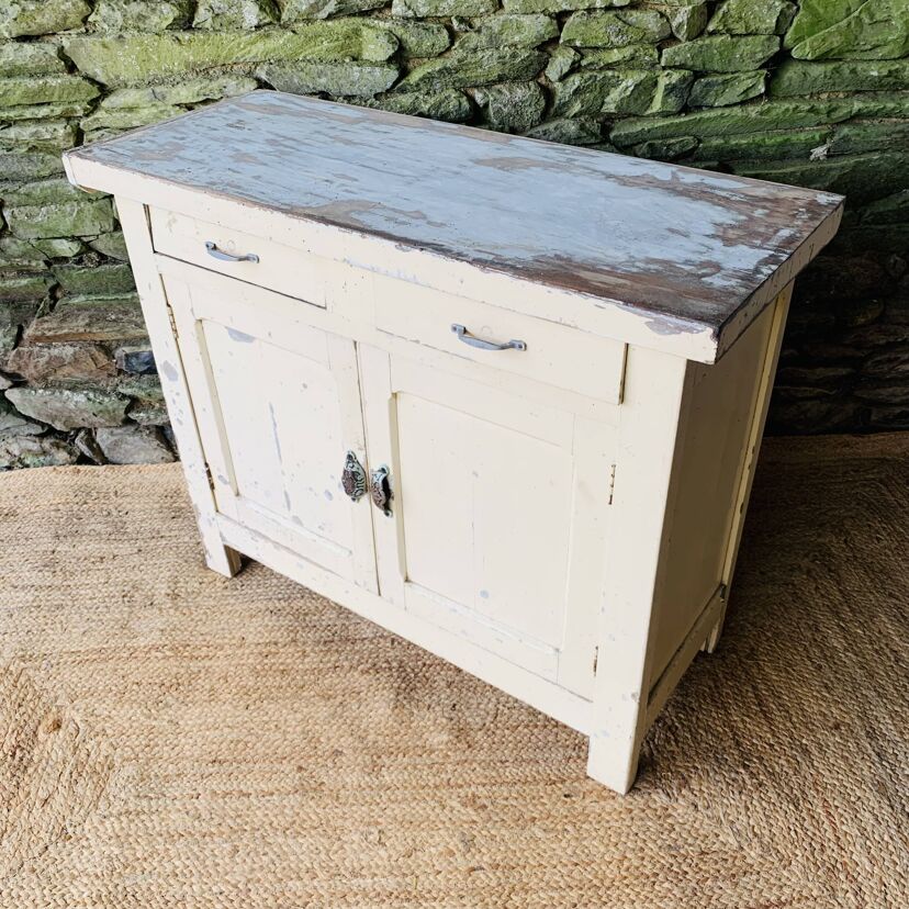 defcbbbd-ea1f-4a8c-b7d1-045ec80572a2