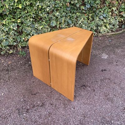 Table d’appoint trapézoïdale scandinave