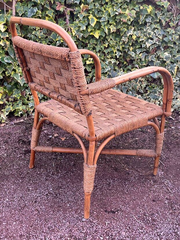 949a7694-d4c7-4b2d-91b3-7e47c1cf844d