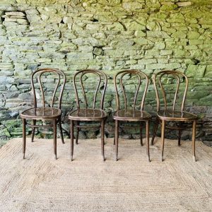 Ensemble de 4 chaises bistrot