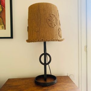 Lampe de table en fer forgé des années 1950